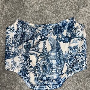 PrettyLittleThing Blue and White Patterned Skirt